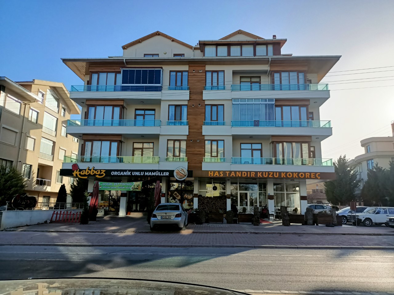 Aziz Mahmud Hüdayi Caddesi